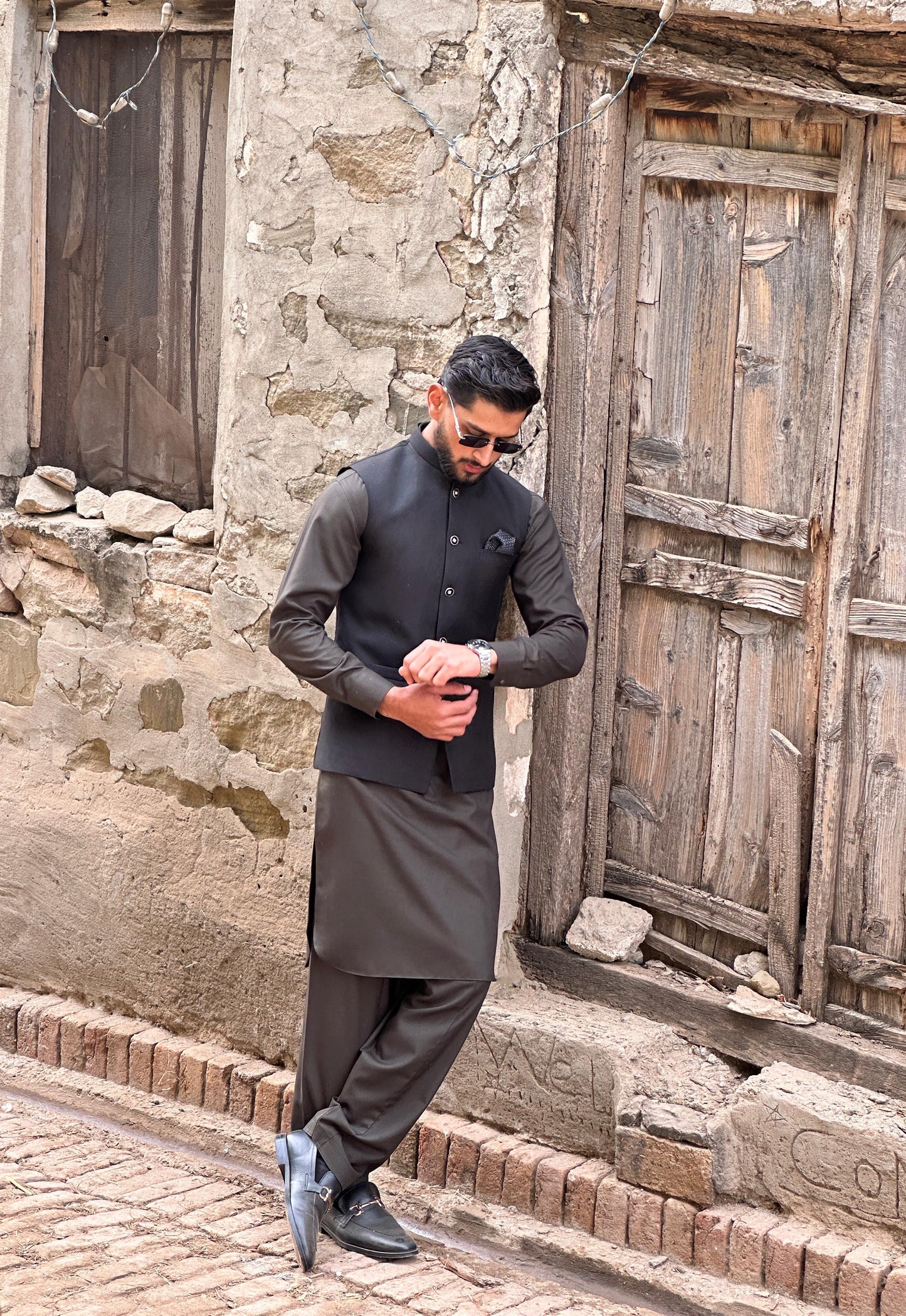 QILA-E-SULTAN - SHALWAR KAMEEZ - Kaki